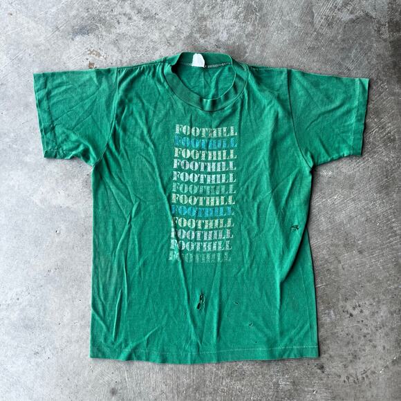 VINTAGE 70S 80S FOOTHILL SCRIPT SHIRT GREEN THIN THRASHED MENS MEDIUM - Picture 1 of 5